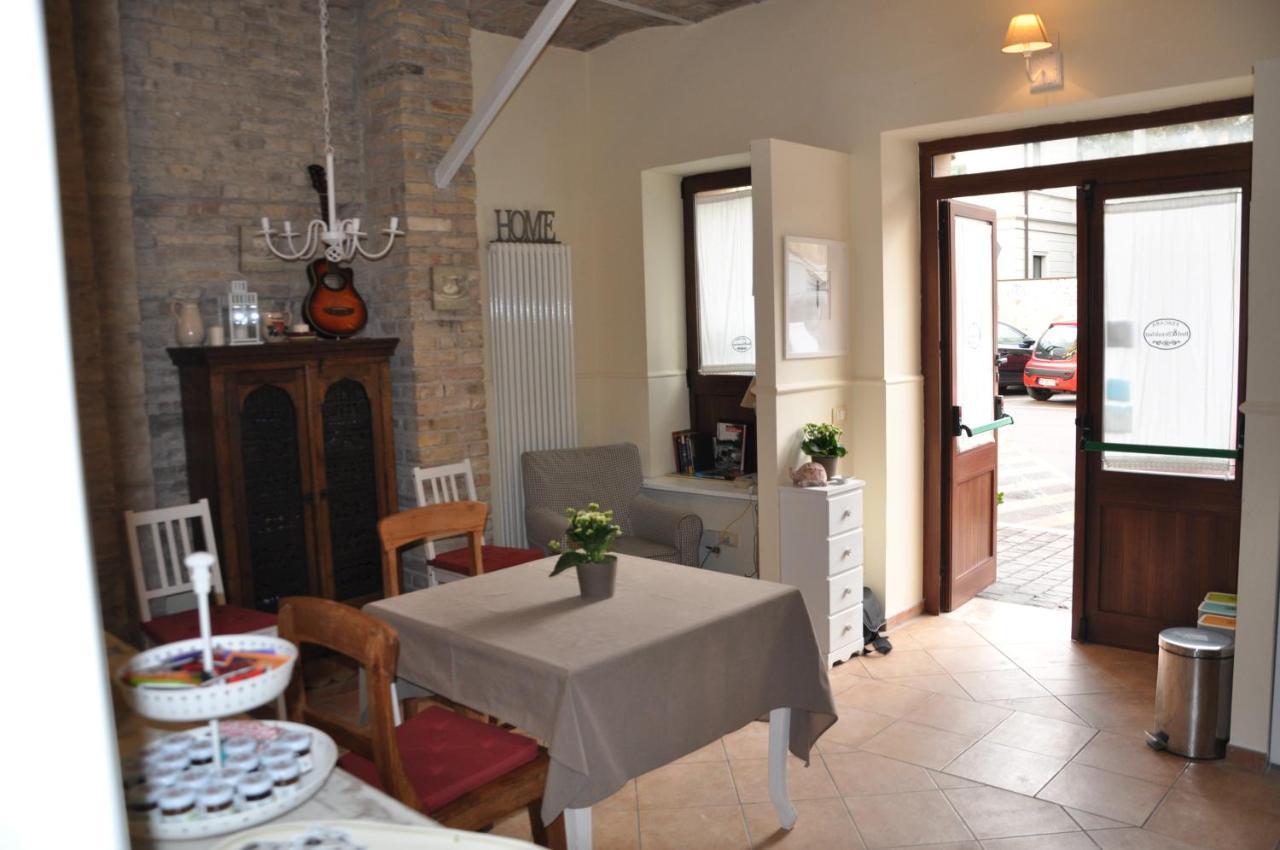 Bed And Breakfast Piazza Mercato Pescara Exterior foto
