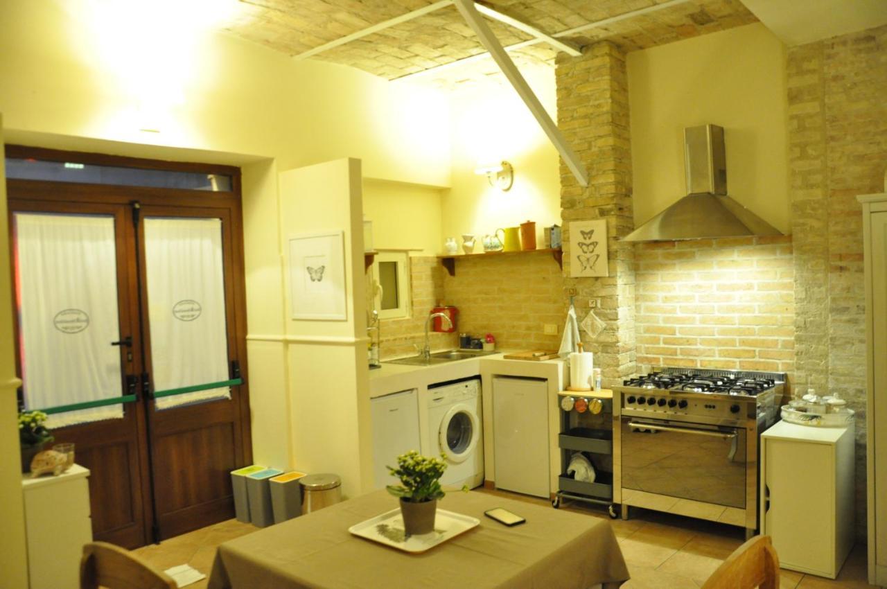 Bed And Breakfast Piazza Mercato Pescara Exterior foto