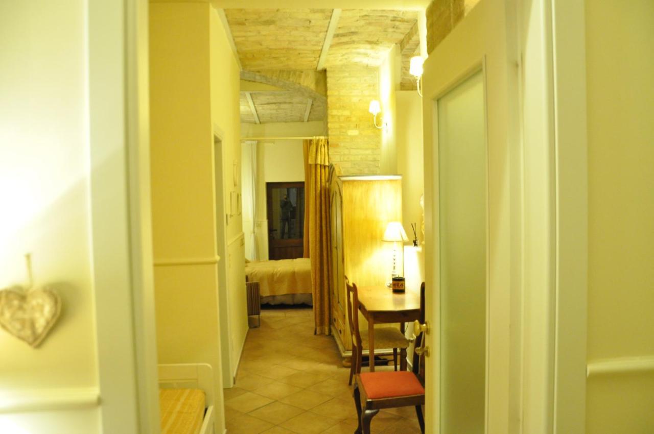 Bed And Breakfast Piazza Mercato Pescara Exterior foto